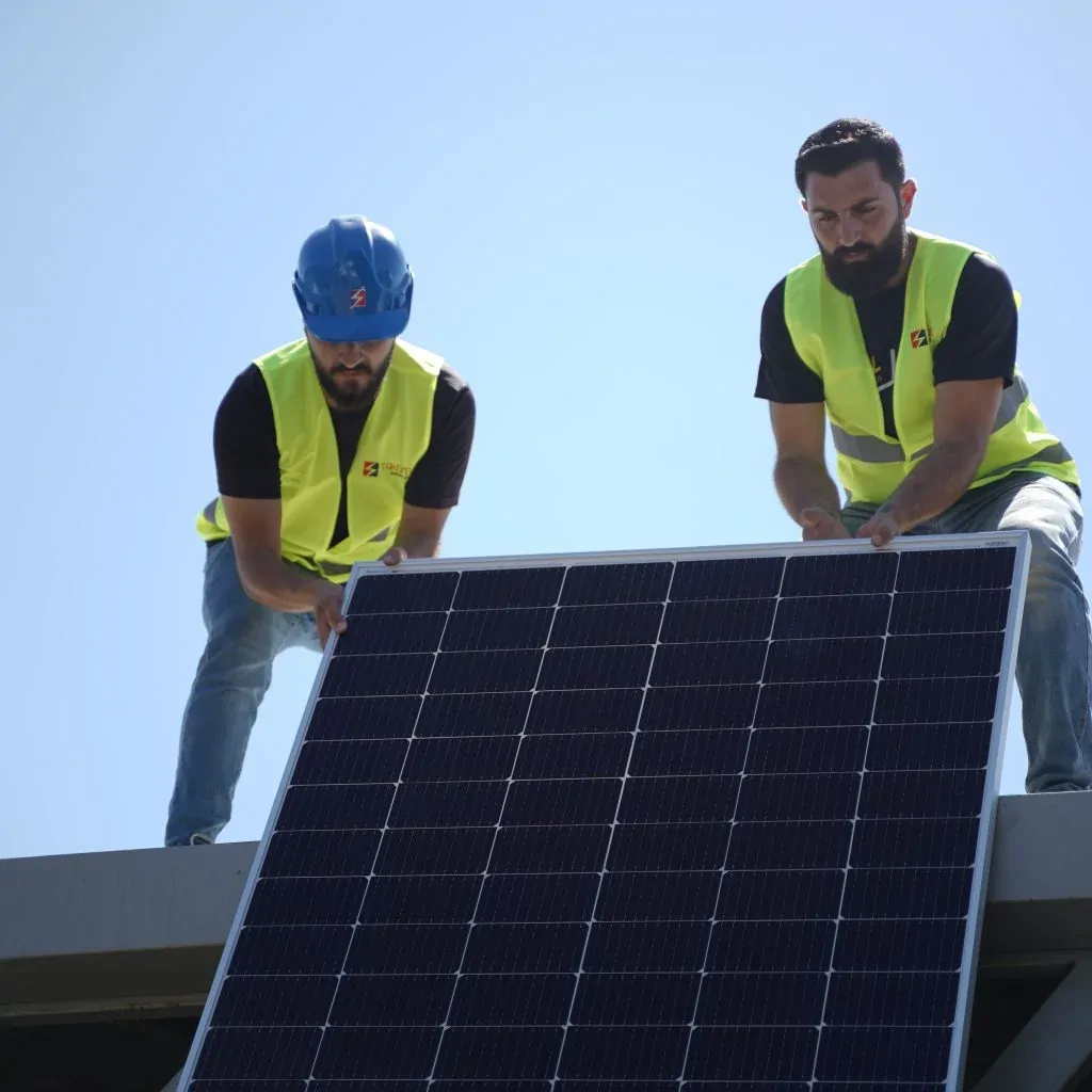 Takom Energy solar panel installation